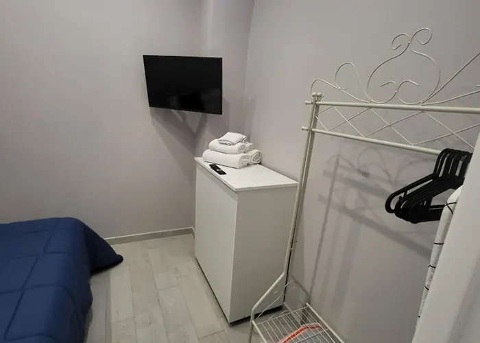 Nyaraló Manthy Posizione Bari