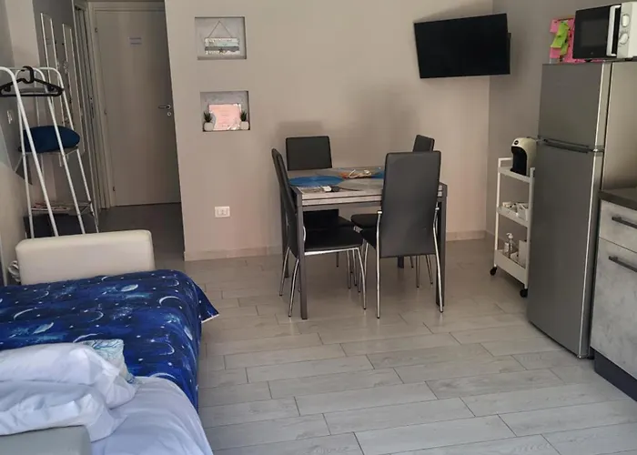 Nyaraló Manthy Posizione Bari